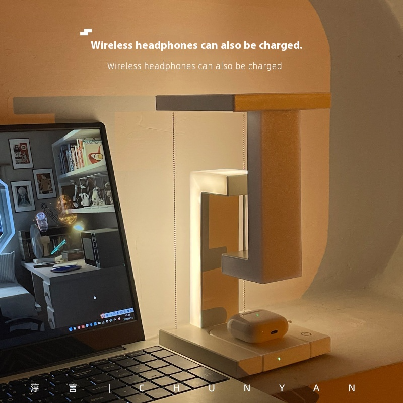 Nordic Wireless Phone-Charging Table Lamp